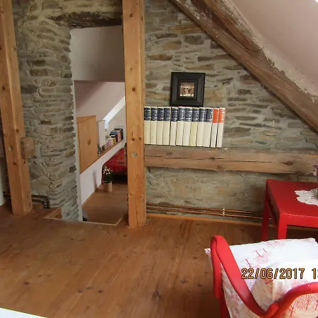 Romanticky Statek 乡村民宿 Klenovice (Prachatice)